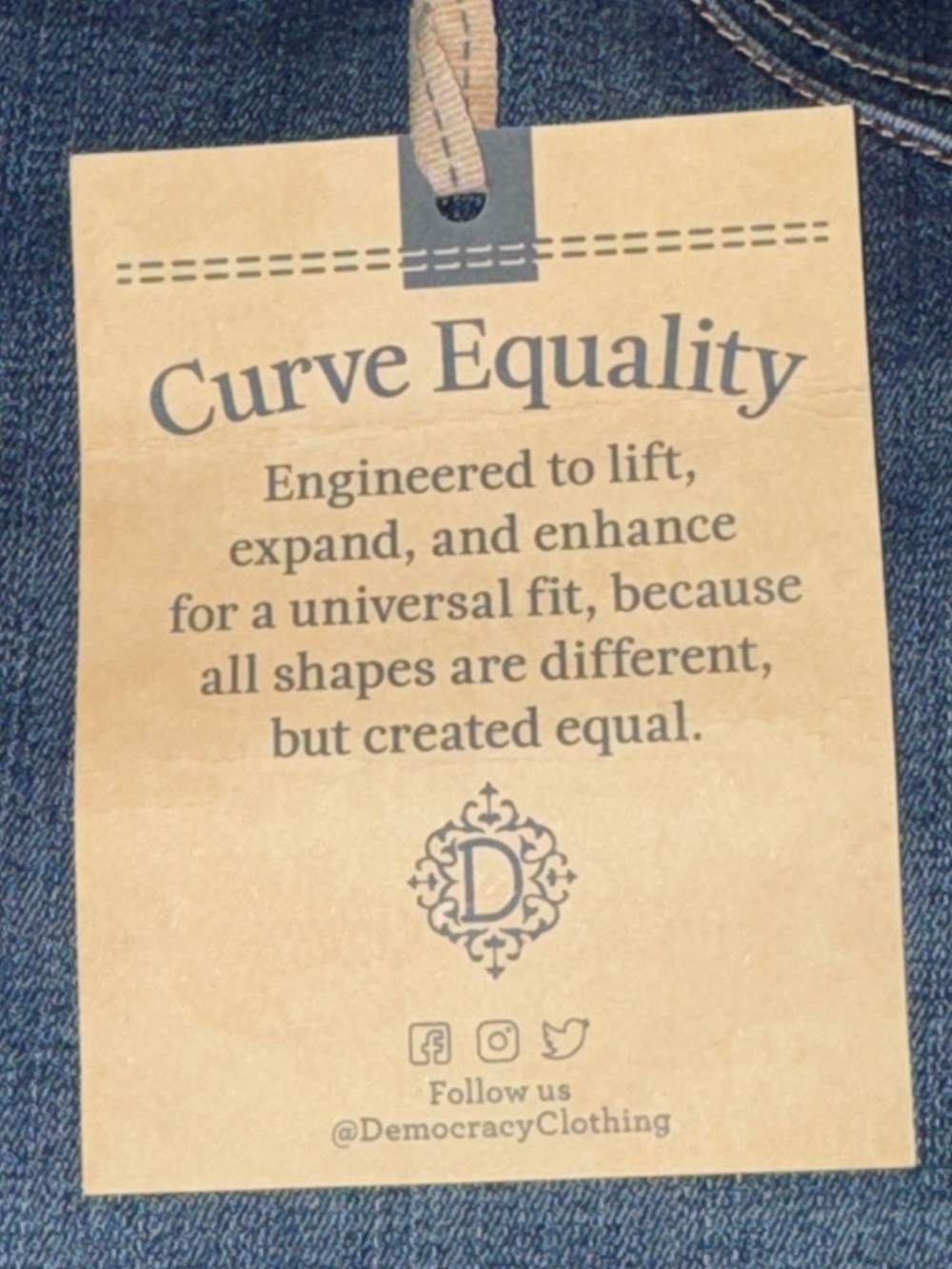 Democracy Women High Rise Booty Lift Jeans - Picture 8 of 10